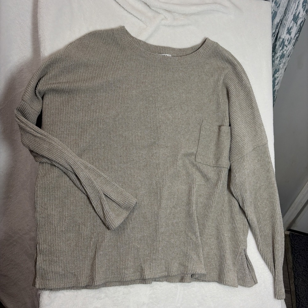 Zenana Women's 2X Ribbed Sweater Long Sleeve Round Neck Gray Front Pocket